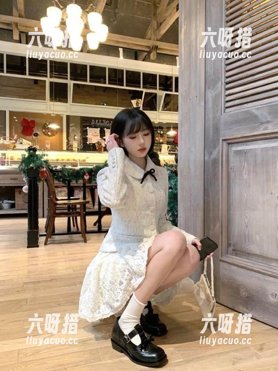 17 为啥www.17的网页总让我想起小时候的草莓味泡泡糖?