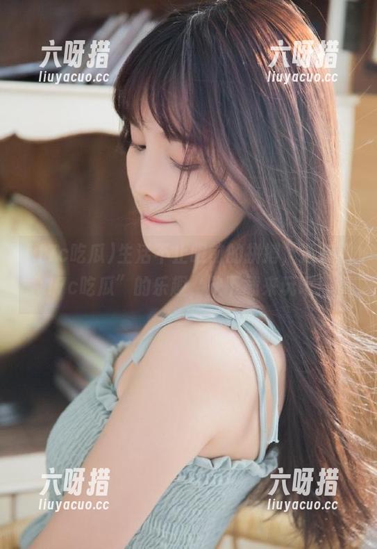 17c吃瓜 生活不止眼前的拼搏,还有“17c吃瓜”的乐趣,快下载来玩吧!