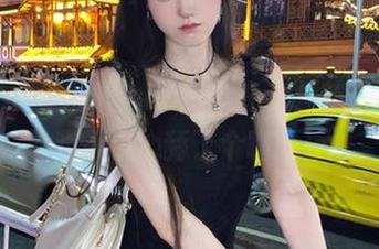 51cg8.com，直达八卦新闻，让我不小心舔了个嘴唇！