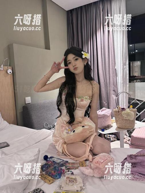 51吃瓜 “51吃瓜”的首页,好奇心驱使我要继续戳戳戳……