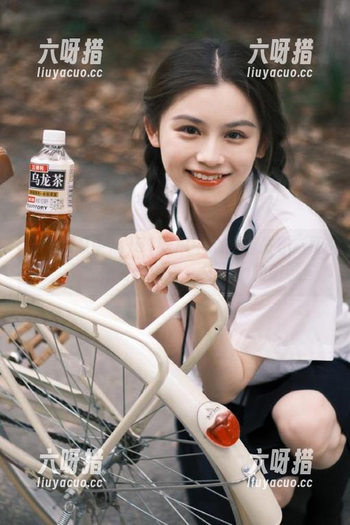 51吃瓜中心 51吃瓜中心最新发布:吃瓜,不只是嘴巴的事,还有心的呐喊!