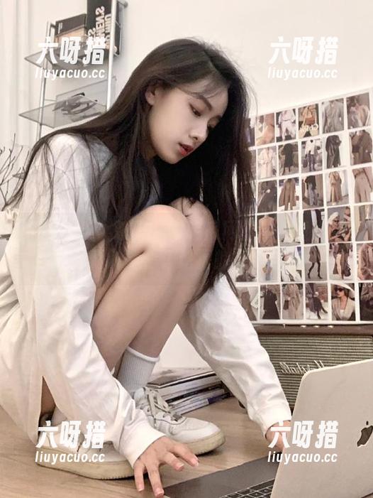 58吃瓜 我们在58吃瓜网站的地址好像穿越了时空,评论区的灵魂出窍!