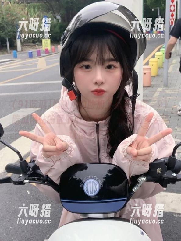 91吃瓜 椭圆形的脸加上花式表情,91吃瓜网站的直播不止在线,还有超多姿势让你见识!