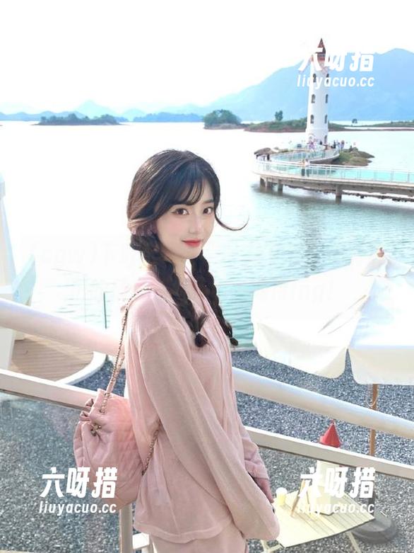 cgw 下载“cgw”,让你每天都有瓜田的精彩瞬间,喔,期待ing!