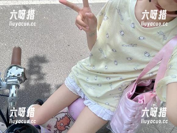 www.吃瓜 www.吃瓜,iOS版本更时尚,但果真好吃还是另说呢?