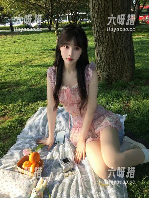 zztt 上传“zztt11”:豆子一样的瓜,刀刀割情,快来看看哪个爱的人沦陷了!