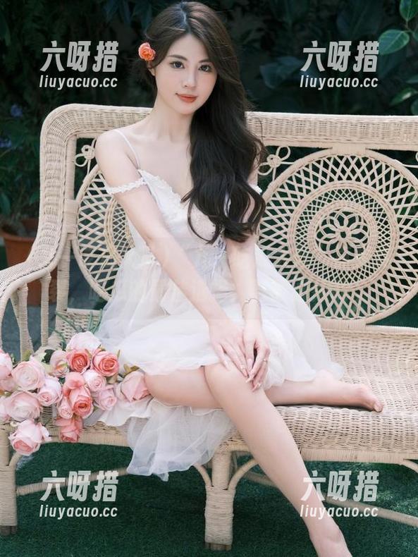 九一吃瓜大队 “九一吃瓜大队”真是炸裂,吃瓜的最佳选择,下载必须的。