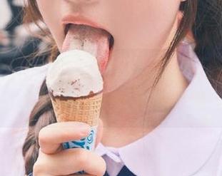 头上的瓜！观看五一黑料网的每日大赛，幽默和尴尬齐飞！