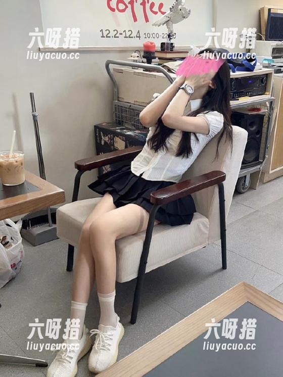 “吃瓜网发布”——一款只让吃瓜群众更吃瓜的APP，保证不亏本！