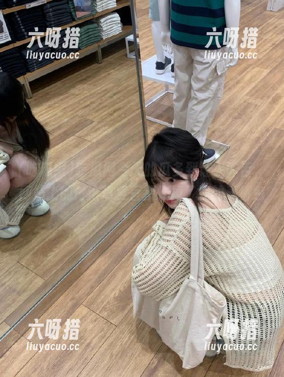 吃瓜网 吃瓜网今天的瓜多到让人咋舌,网站上的讨论热度直接炸掉了我的表情包。