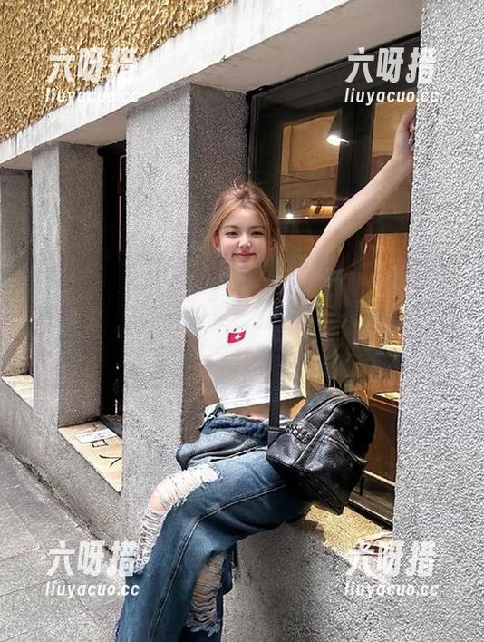国产吃瓜 iOS的“国产吃瓜”,感觉又像吃了一口新鲜水果,就连八卦都变得那么甜!