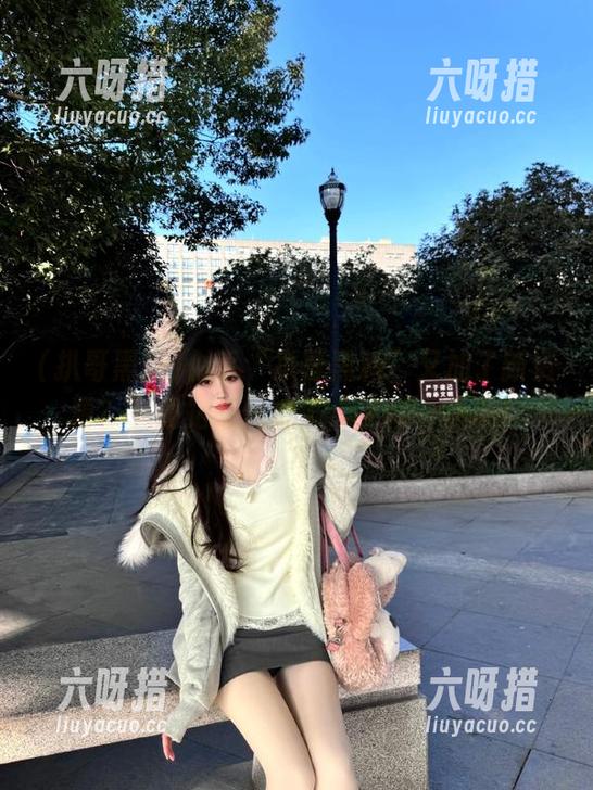 扒哥黑料 似乎“扒哥黑料”又加了新资源?下载站好像成了“宝藏”之地!