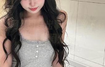 网红明星出事了？快下载爱吃瓜，第一时间分瓜吃！