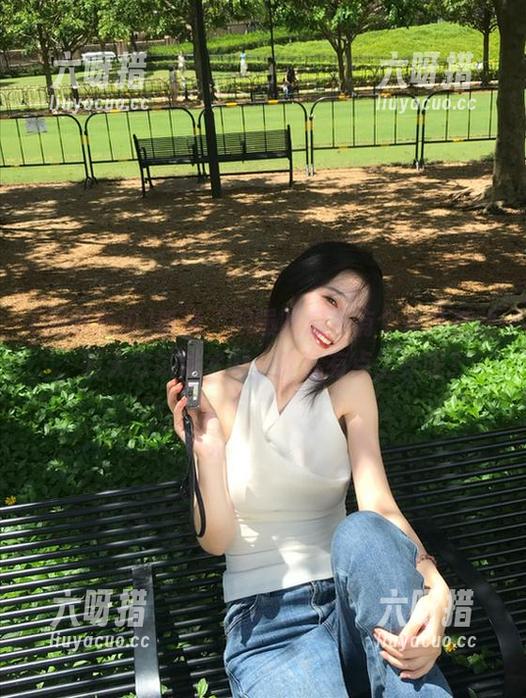 网曝吃瓜 听说“网曝吃瓜”有个永久活动,明天去试试水吧,咋就有点上头呢?