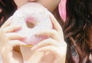 黑料不打洋，网页评论区真是个心理战场