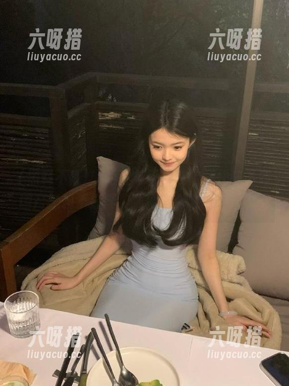 黑料不打烊 版主每天都在忙,快来下载国产黑料不打烊,顺便当个“围观狂”!