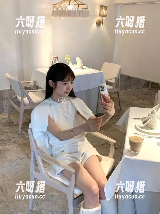 黑料不打烊 黑料不打烊tttzzz07发布:入戏太深,疑似跟小道消息纠缠不清,哈哈