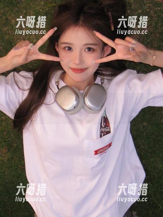 黑料不打烊so 我在zztt11黑料不打烊so网站上,看得简直忍不住要翻白眼!