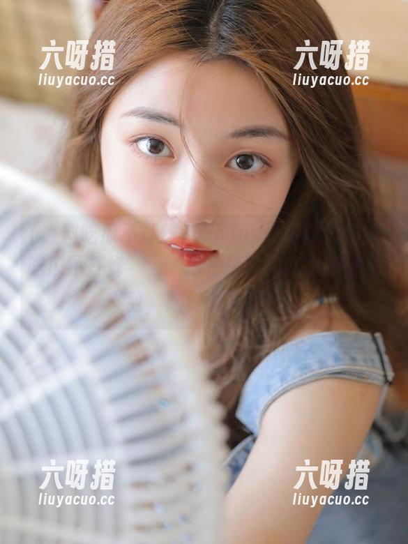 黑料吃瓜不打烊 拿下ios热榜的“黑料吃瓜不打烊”,“炒冷饭”的能力真是无敌,脑洞大开啊。