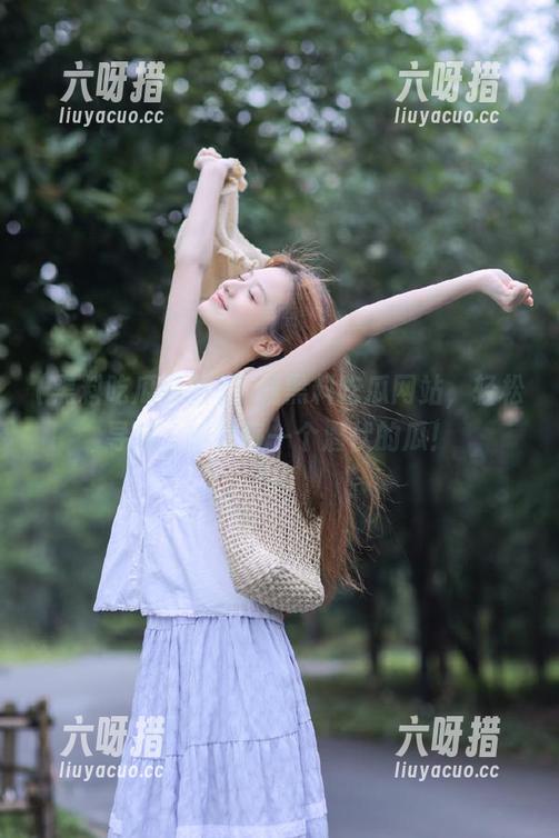黑料吃瓜网站 下载黑料吃瓜网站,轻松导航,抓住每一个潜伏的瓜!