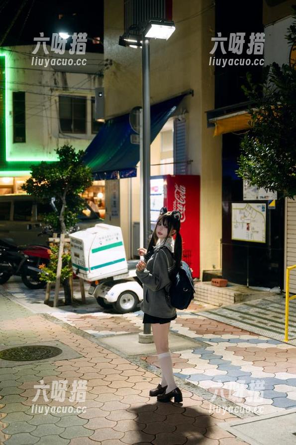 黑料正能量 黑料正能量官网版:在线种田,播撒八卦的种子!