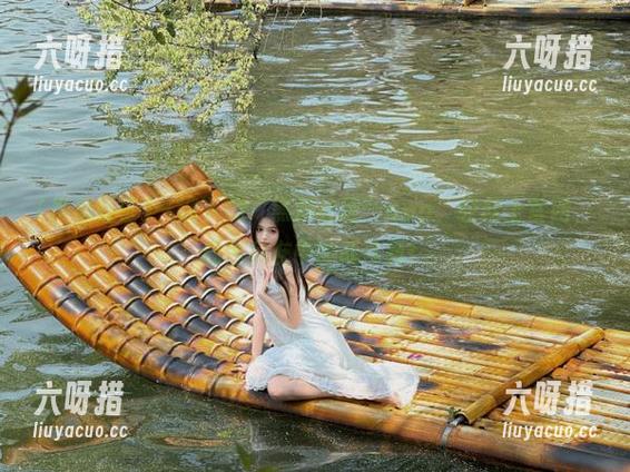 一键下载“黑料社区”app，轻松上官网，成为瓜友中的战斗机！