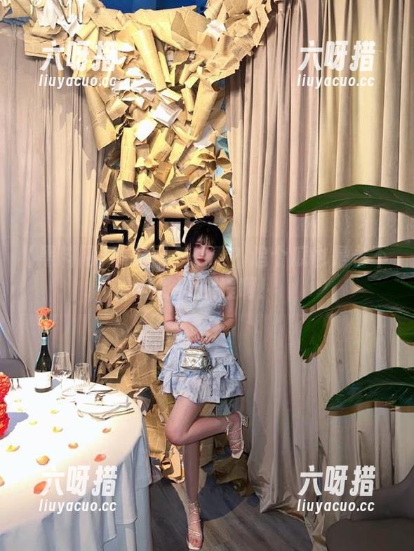 黑料网 黑料网怎么看?追个瓜也是永不迷路的旅程啊!