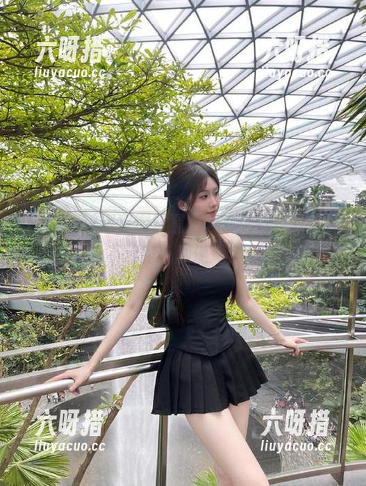 黑料网 深夜浏览黑料网,今日黑料首页让我永不迷路,顺便烤个瓜来吃!