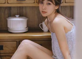 轻松一踩“黑料网址”入口，瓜味四溢，忍不住想多吃几口！