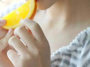 黑网料发布了新料，感觉我又要离追剧近一步了，心情真是…神奇